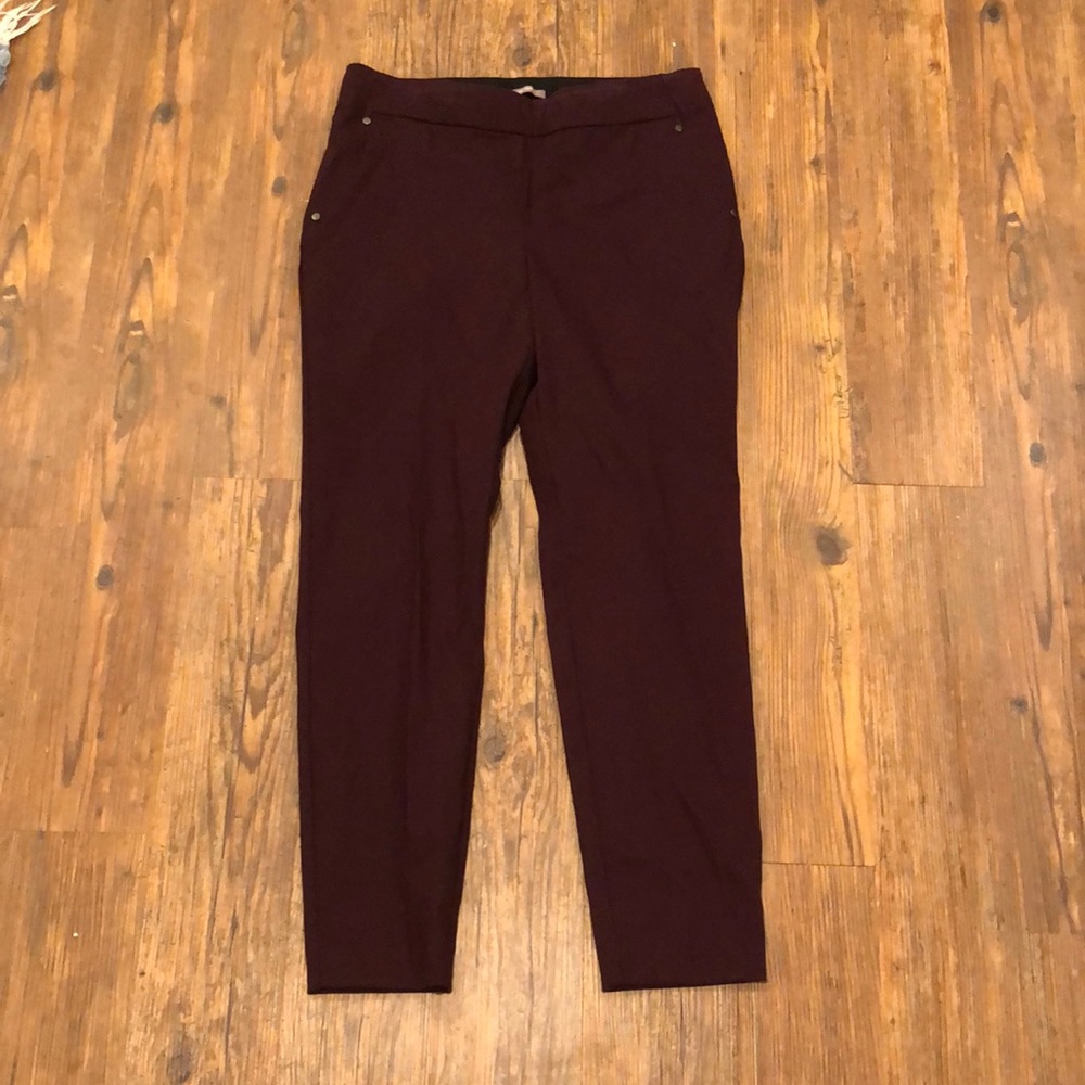 Maurices Maroon Easy Pull On Ankle Pant, Size M Short